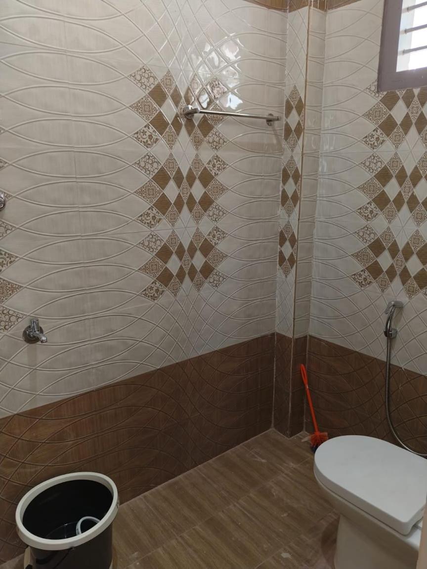 Thirunallar Ganesha'S Homestay Karaikal Ngoại thất bức ảnh
